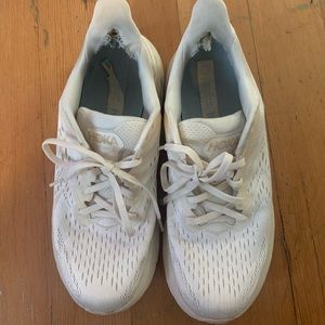 HOKA Clifton 8